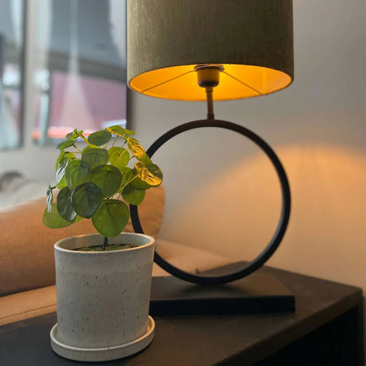 Combine artificial and real plants | Tips & inspiration
